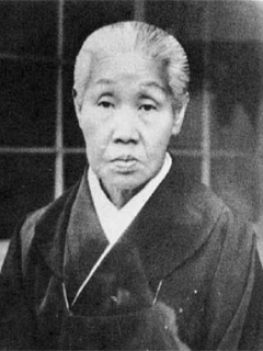 初代校長画像